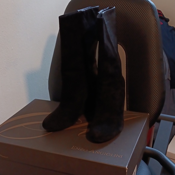 PreLoved Enzo Angiolini Eabaki Black Suede and Leather Wedge Boots Size 7 1/2 - Picture 3 of 8